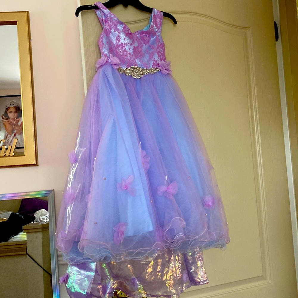BEAUTIFUL PRINCESS DRESS